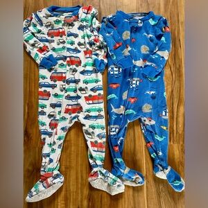 🦋(2) Cars/Pirate Theme Footies